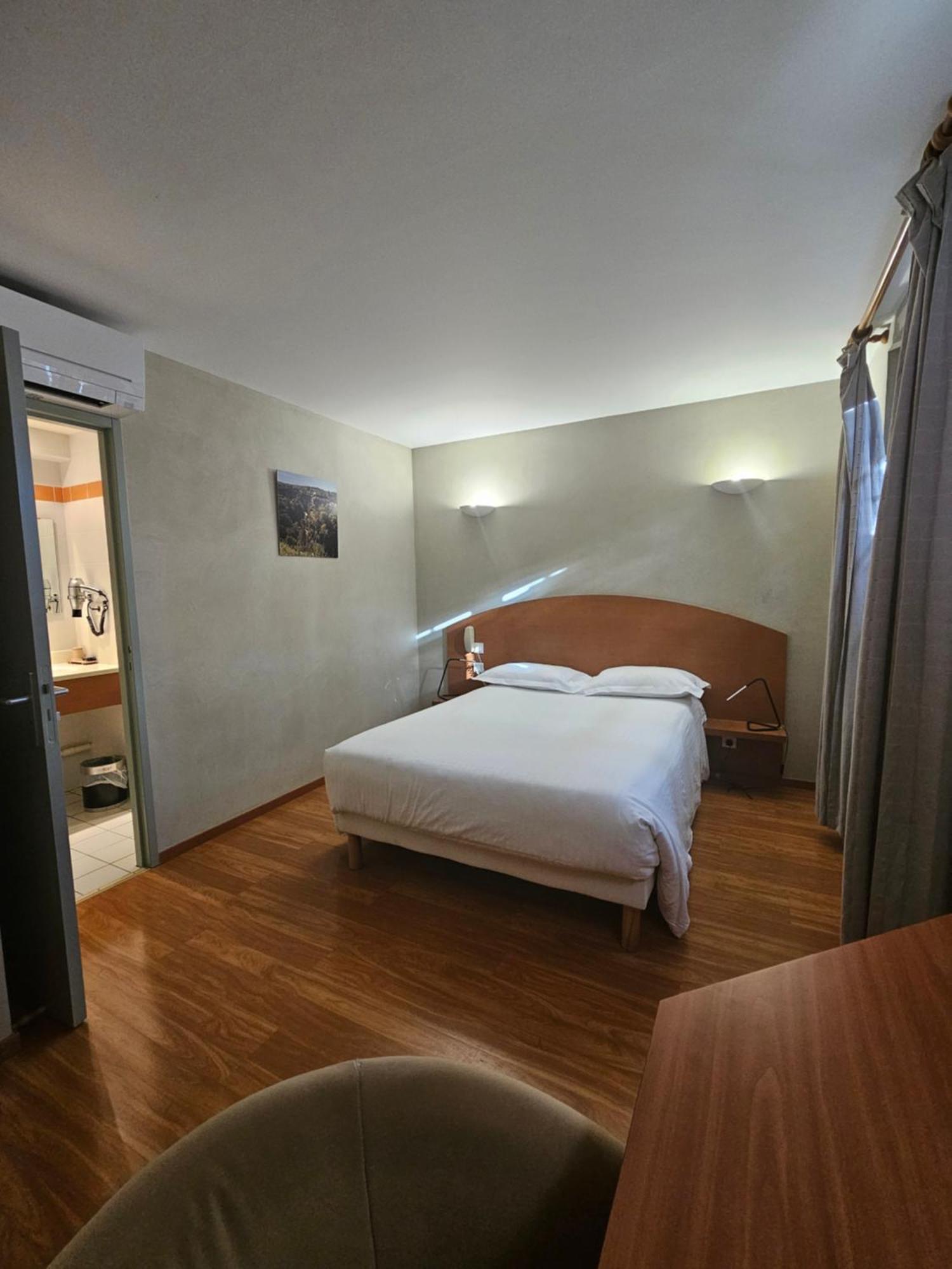 La Route D'Argent Hotel Bozouls Bagian luar foto