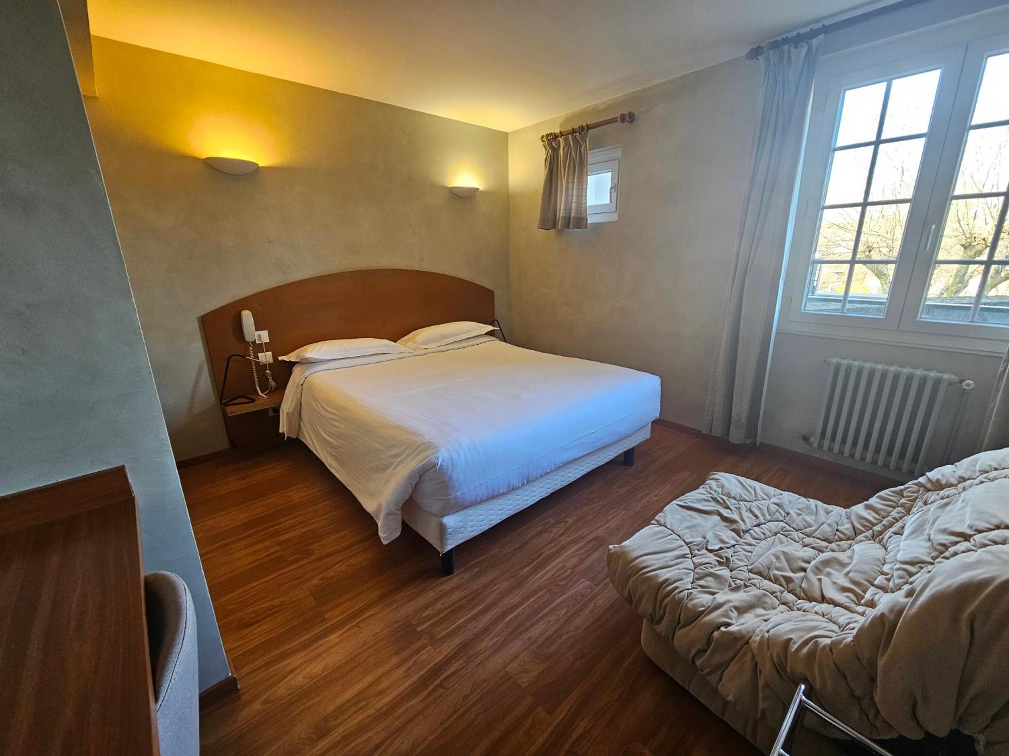 La Route D'Argent Hotel Bozouls Bagian luar foto