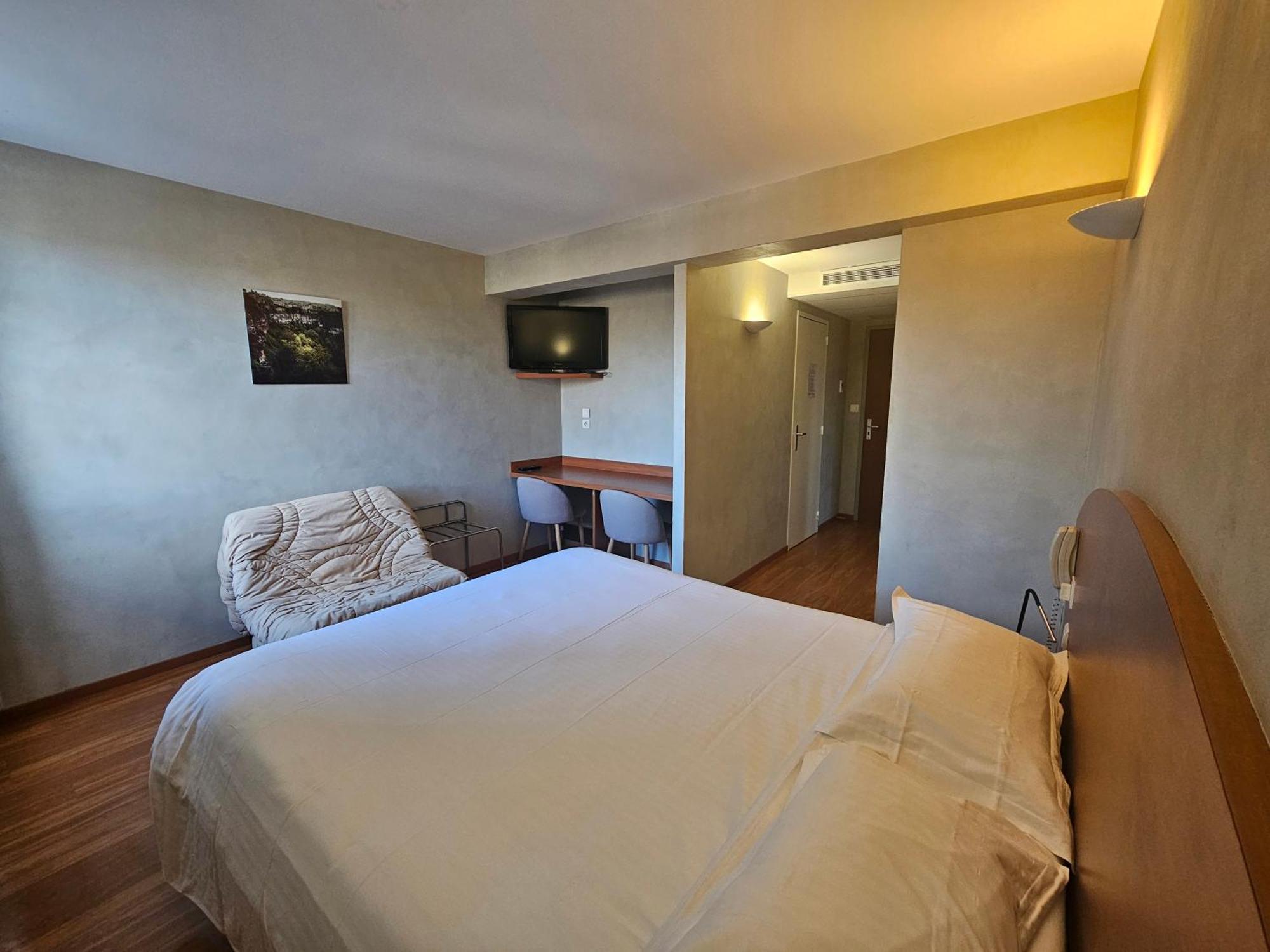 La Route D'Argent Hotel Bozouls Bagian luar foto